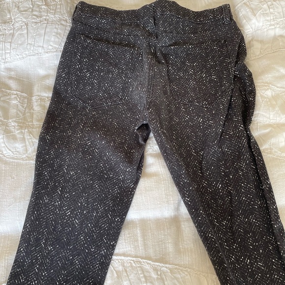Banana republic pants. Great stretch and comfortable. - Picture 2 of 3